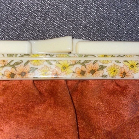 Vintage Rusty Orange velvet Coin purse. - Picture 3 of 5